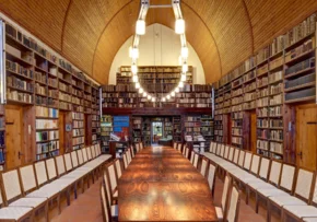 Lesesaal Bibliothek des Evangelischen Ministeriums Erfurt (@Lutz Edelhoff)